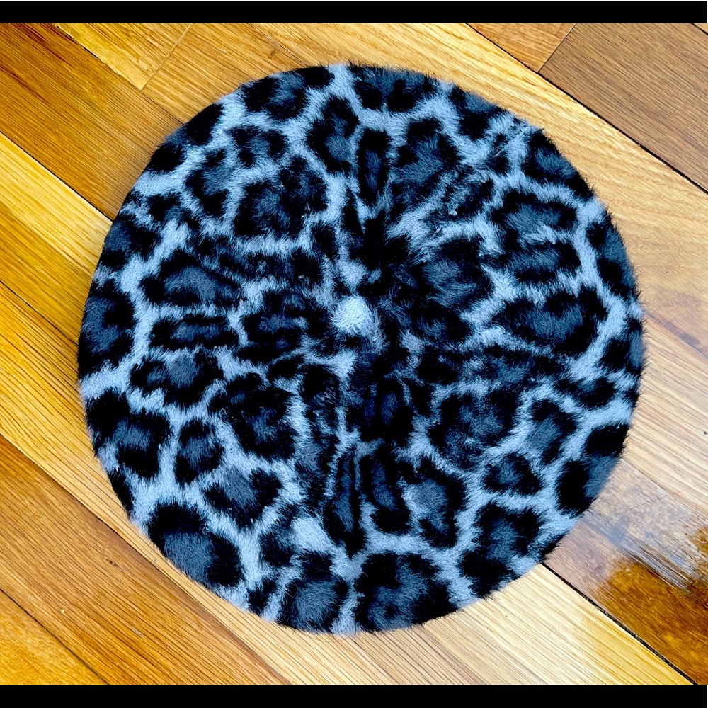 Angora/wool beret